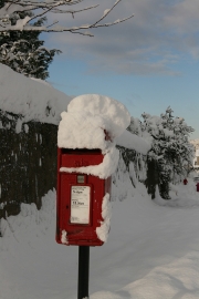 Snow post box