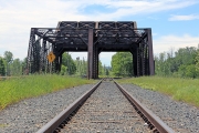Swing bridge