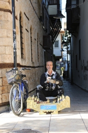 Shoe shine